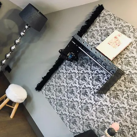 Loft D Isa Avec Wifi Netflix Daire *